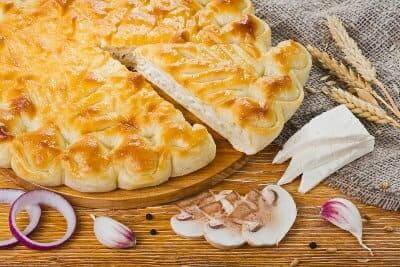 С индейкой, грибами и сыром