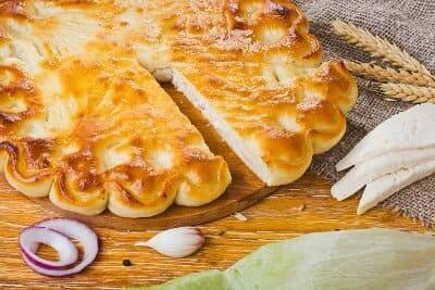 С курицей, капустой и сыром