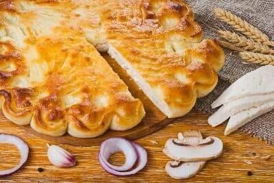 С курицей, сыром, грибами