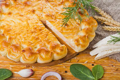 С лососем, сыром и шпинатом