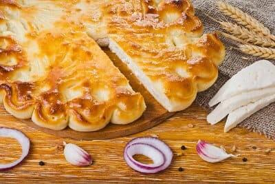 С сыром и курицей
