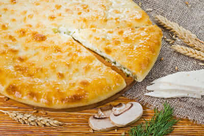 С сыром, зеленью и грибами